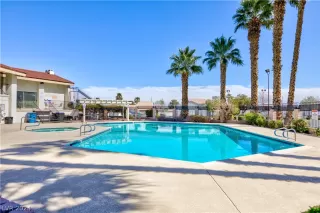 Photo #2: 2567426 Listing 