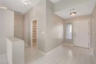 Photo #4: 2567427 Listing