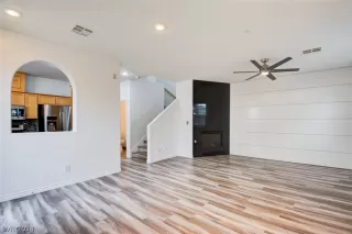 Photo #5: 2567453 Listing