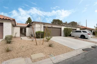 Photo #2: 2567461 Listing