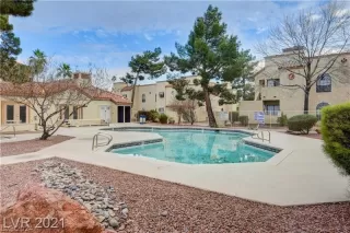 Photo #4: 2567518 Listing 
