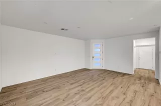 Photo #6: 2567579 Listing 
