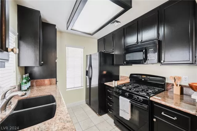 MLS: 2567580 Condo For Sale