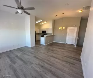 Photo #5: 2567594 Listing 