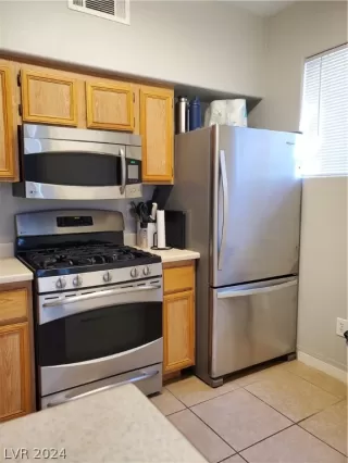 Photo #6: 2567606 Listing 