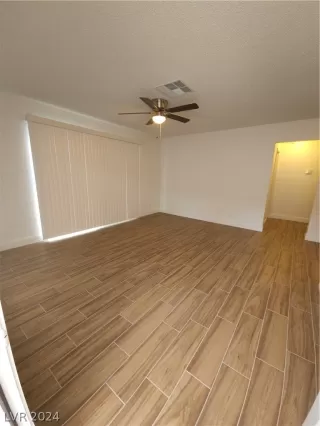 Photo #2: 2567616 Listing 