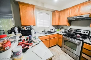 Photo #4: 2567623 Listing