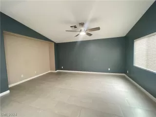 Photo #1: 2567624 Listing 