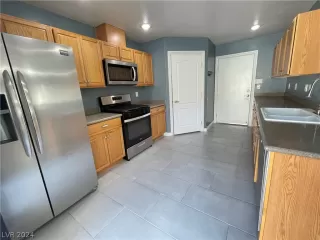 Photo #2: 2567624 Listing 