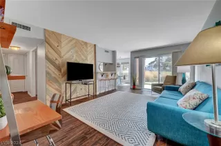 Photo #2: 2567704 Listing 