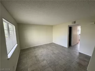 Photo #2: 2567709 Listing 