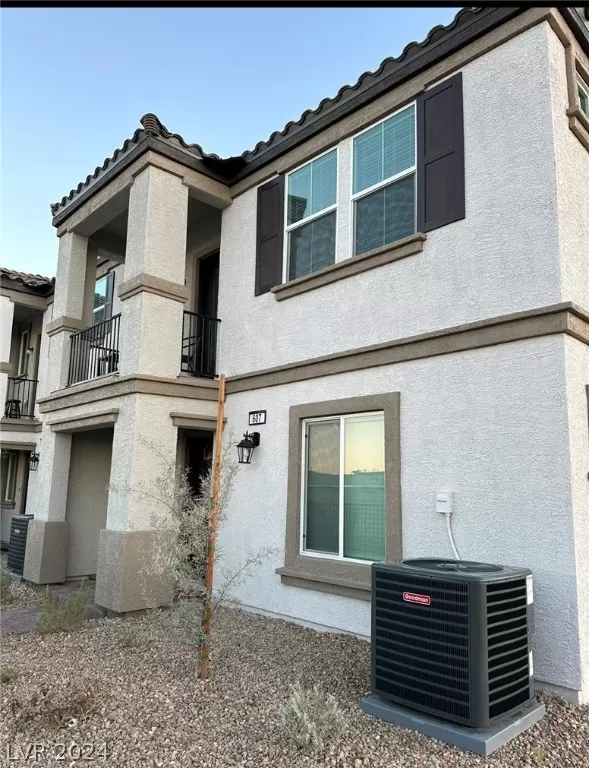 MLS: 2567745 Condo For Sale