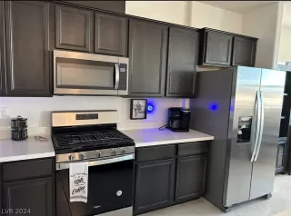 Photo #4: 2567745 Listing 