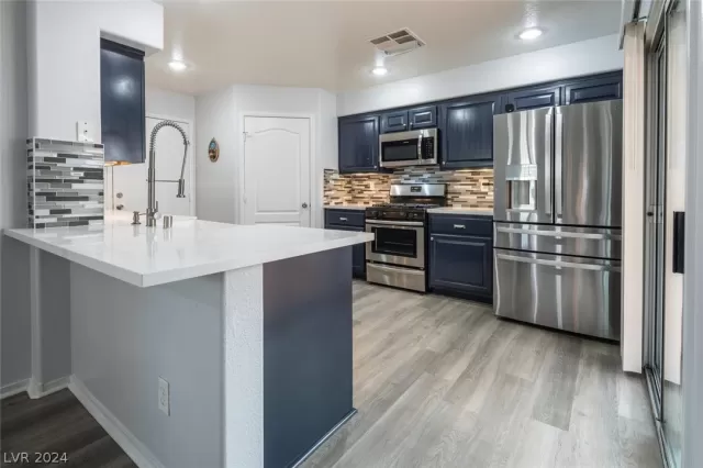 MLS: 2567761 Condo For Sale