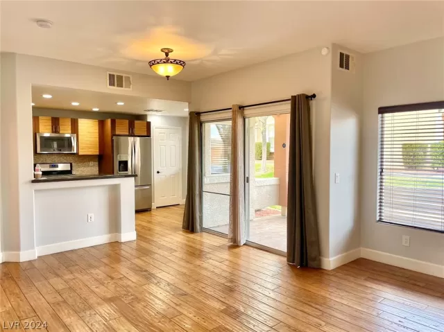 MLS: 2567794 Condo For Sale