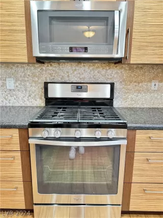 Photo #3: 2567794 Listing 
