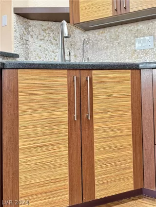 Photo #5: 2567794 Listing 