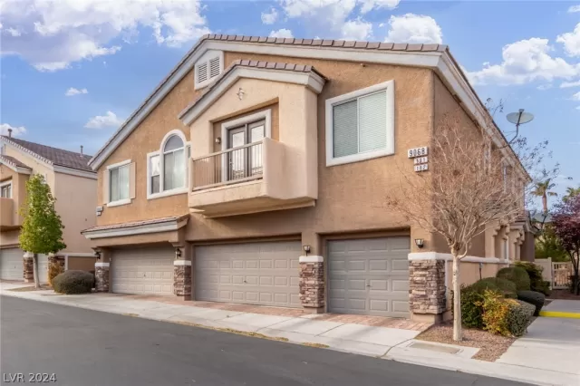 MLS: 2567795 Condo For Sale