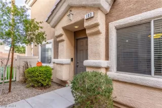 Photo #4: 2567795 Listing