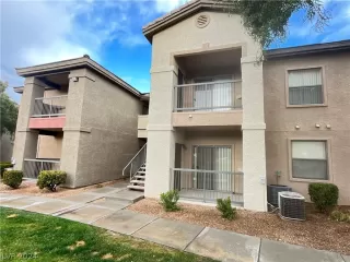 Photo #5: 2567799 Listing