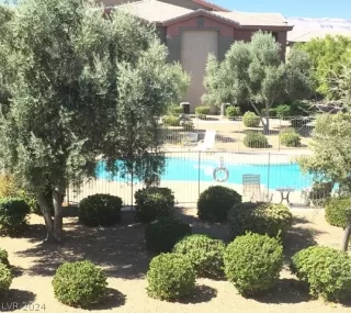 Photo #6: 2567799 Listing