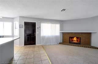 Photo #3: 2567829 Listing