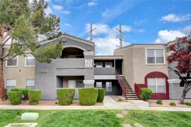 MLS: 2567836 Condo For Sale