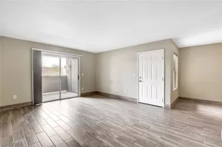 Photo #4: 2567836 Listing 