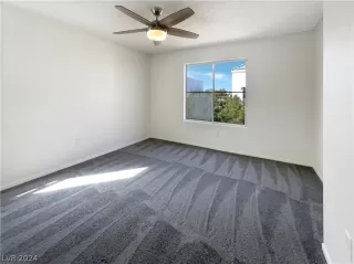 Photo #4: 2567851 Listing