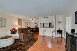 Photo #5: 2567853 Listing 