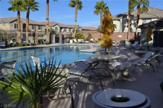 Photo #2: 2567903 Listing 