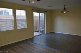 Photo #4: 2567903 Listing 