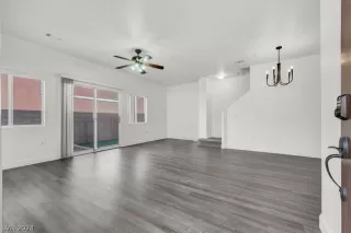 Photo #3: 2567929 Listing 