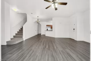 Photo #6: 2567929 Listing 