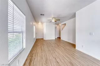 Photo #5: 2567959 Listing