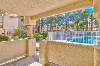 Photo #2: 2567966 Listing