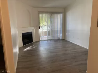 Photo #5: 2567971 Listing 