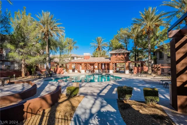 MLS: 2568037 Condo For Sale