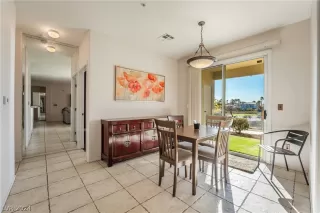 Photo #5: 2568037 Listing 