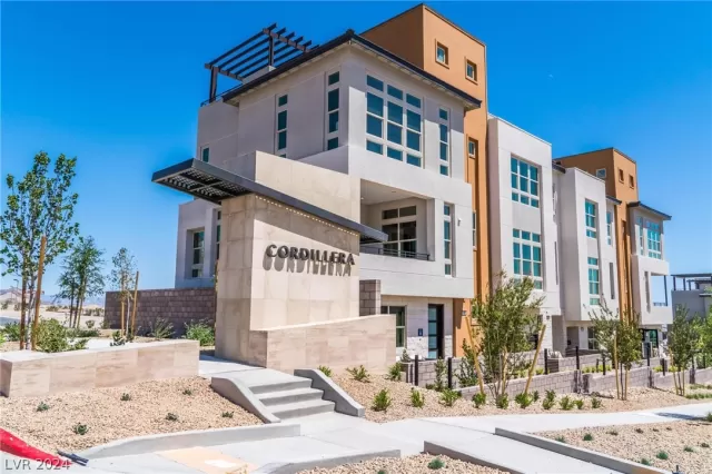 MLS: 2568211 Condo For Sale