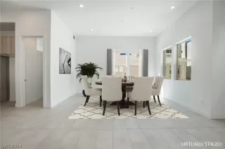 Photo #3: 2568211 Listing