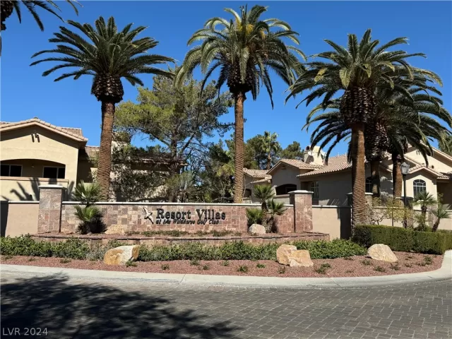 MLS: 2568216 Condo For Sale