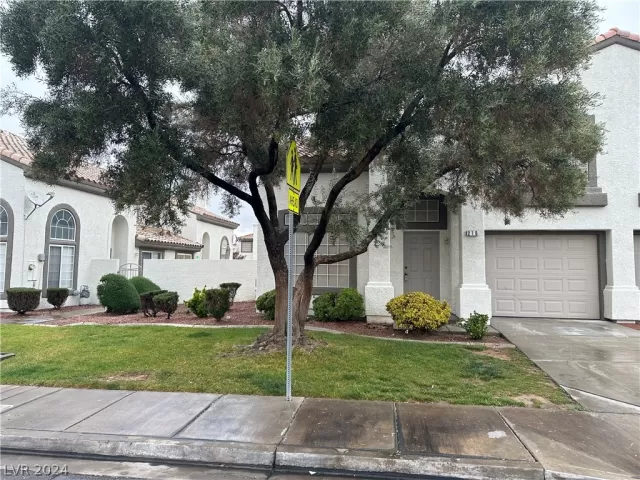 MLS: 2568242 Condo For Sale