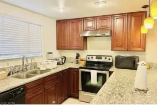 Photo #3: 2568278 Listing 