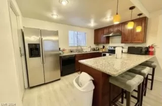 Photo #4: 2568278 Listing 