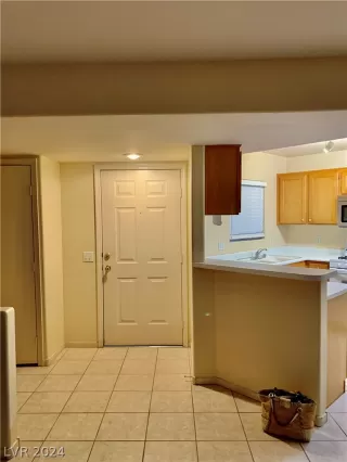 Photo #4: 2568285 Listing 