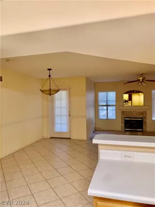 Photo #5: 2568285 Listing 