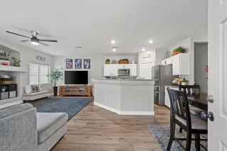 Photo #4: 2568307 Listing 