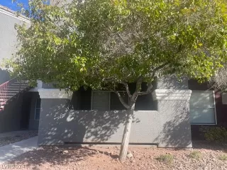 Photo #1: 2568312 Listing 