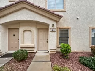 Photo #5: 2568336 Listing